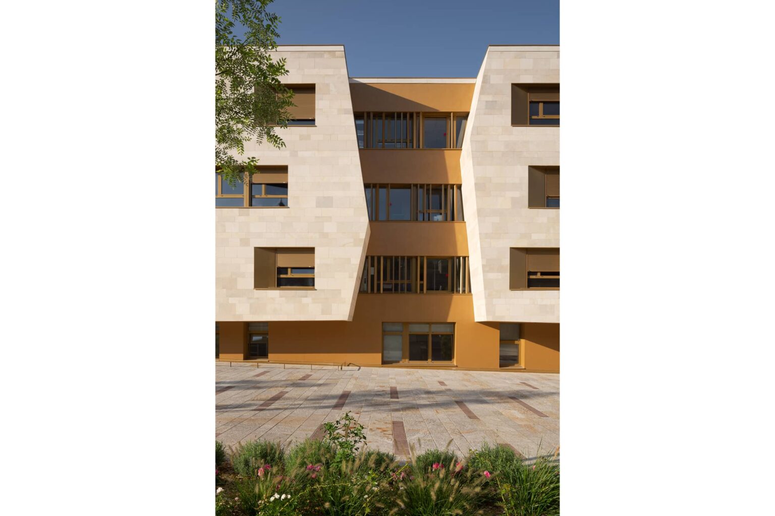 ehpad combarel rodez 12 8