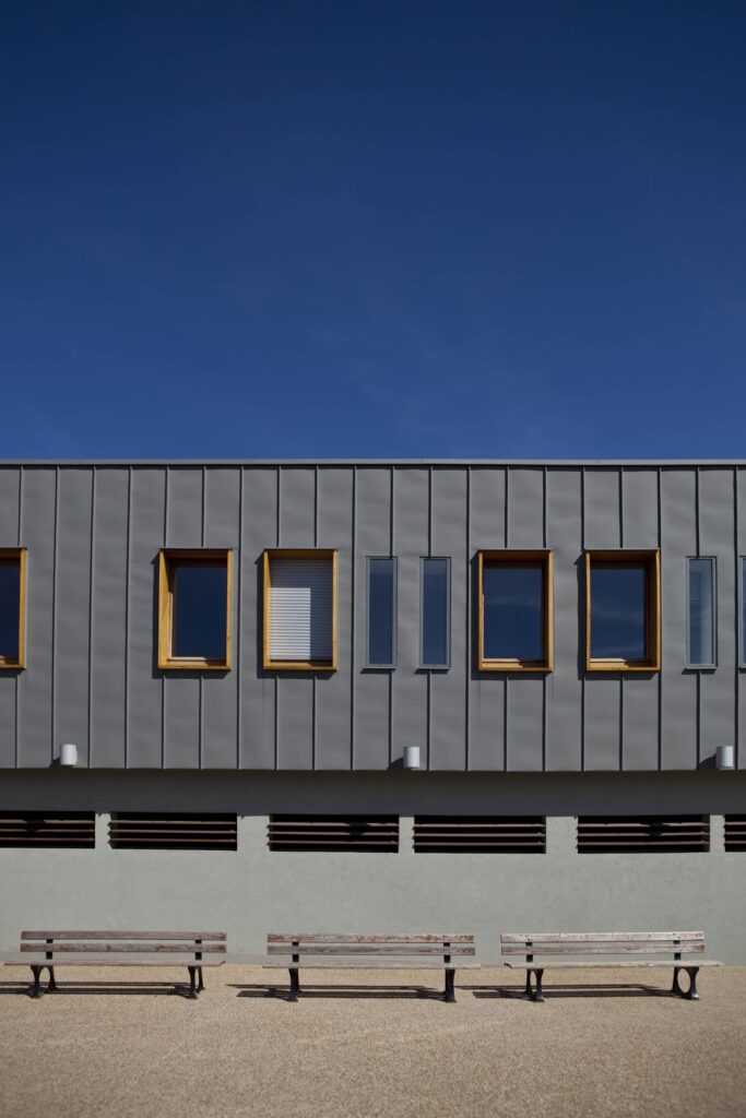 extension et restructuration du lycée jules raimu nîmes 4
