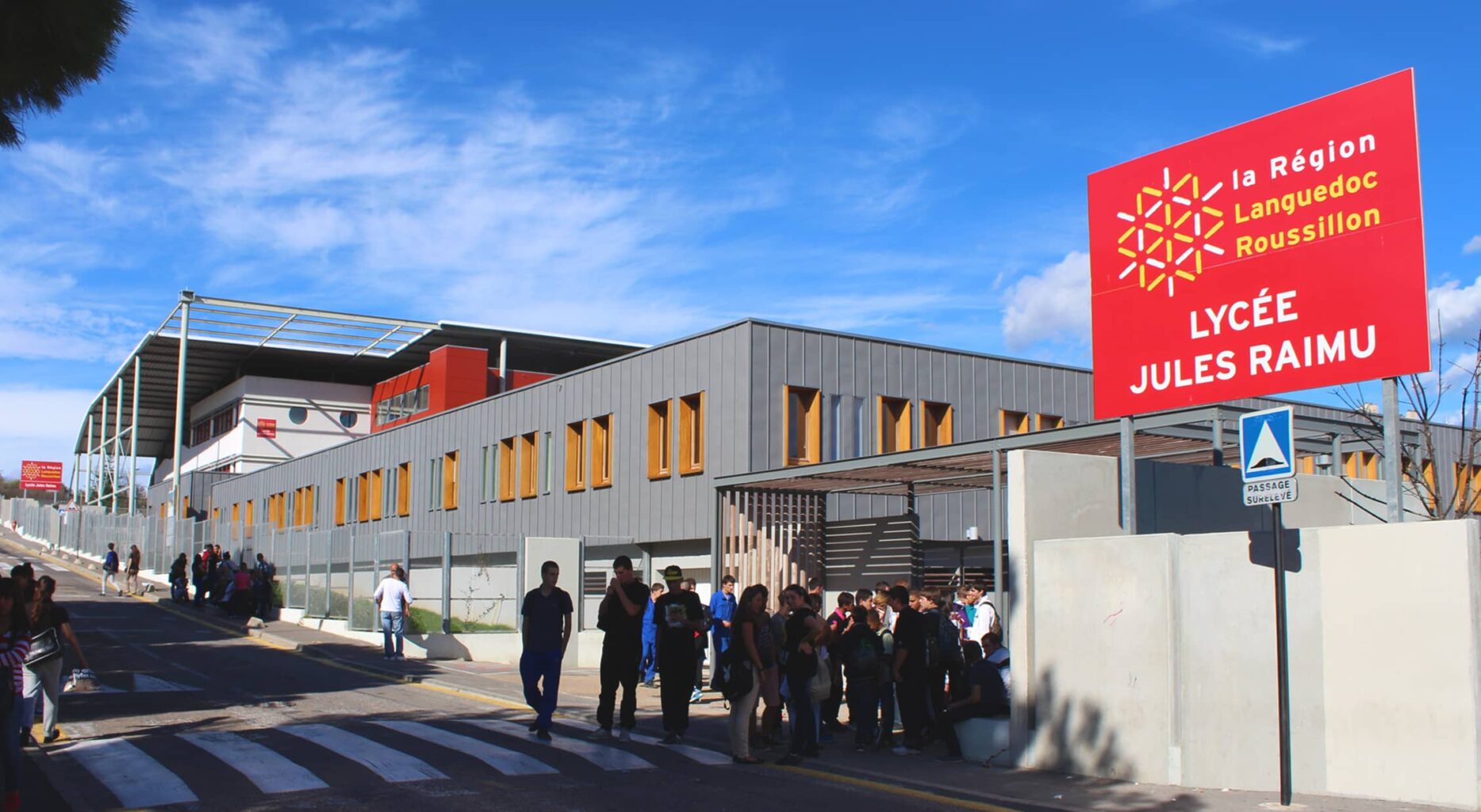 extension et restructuration du lycée jules raimu nîmes 9